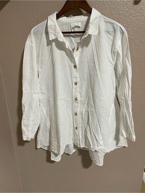 DUBGEE White Lightweight Button-Up Shirt